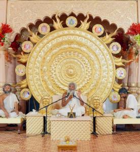“नजरिया बदलेगा तो जीवन भी बदलेगा” — आचार्य भगवंत श्री जिनमणिप्रभसूरीश्वरजी म.सा.