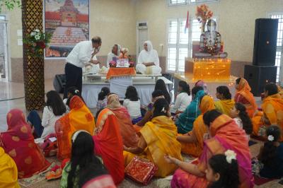 भैरव सोसायटी में नवकार जाप ने इतिहास रचा, रायपुर पहली बार पूजा की बोली नवकार की माला, आयंबिल, एकासना व सामयिक के रूप में हुई।