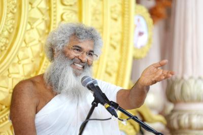 “कृष्ण के जीवन से लें अंधकार से प्रकाश और बंधन से मुक्ति की प्रेरणा” — आचार्य श्री जिनमणिप्रभसूरीश्वरजी म.सा.