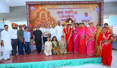 दादाबाड़ी में भव्यता के साथ हुआ परमात्मा का जन्मवांचन, 14 महास्वप्नों की लगी मंगल बोलियां।